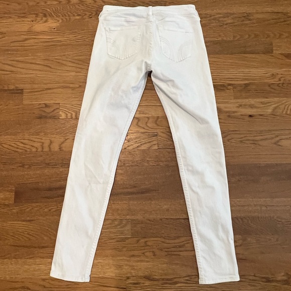 Hollister Super Skinny EUC - Picture 3 of 3